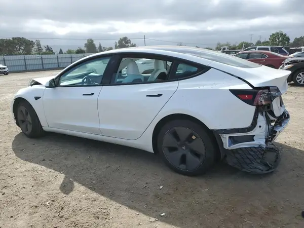 5YJ3E1EAXPF540974 2023 TESLA MODEL 3 - Image 2