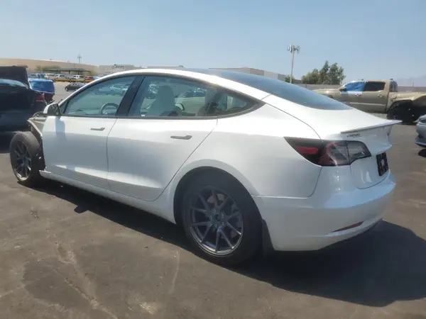 5YJ3E1EAXPF541011 2023 TESLA MODEL 3 - Image 2