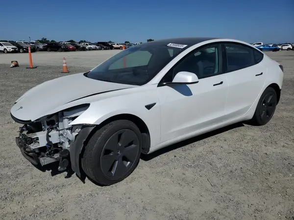 5YJ3E1EAXPF541042 2023 TESLA MODEL 3 - Image 1