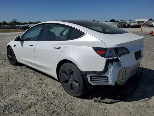 5YJ3E1EAXPF541042 2023 TESLA MODEL 3 - Image 2