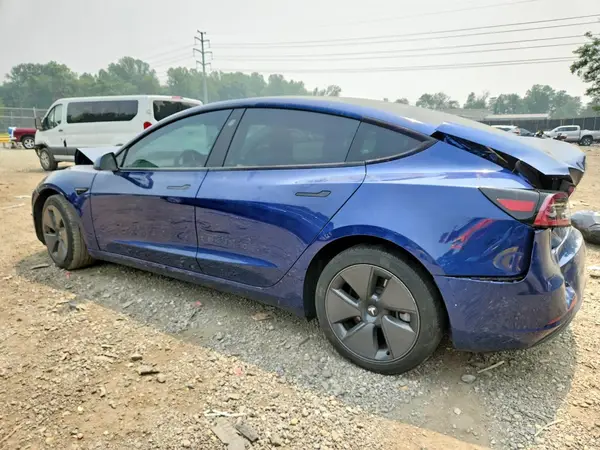 5YJ3E1EAXPF542403 2023 TESLA MODEL 3 - Image 2