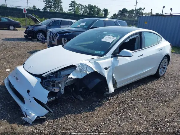 5YJ3E1EAXPF544572 2023 TESLA MODEL 3 - Image 2