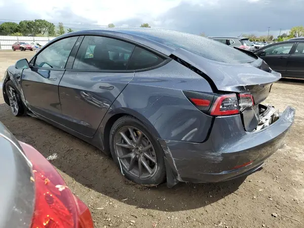 5YJ3E1EAXPF546757 2023 TESLA MODEL 3 - Image 2