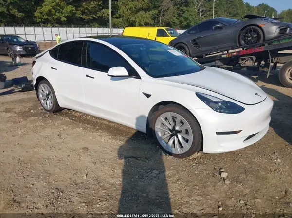 5YJ3E1EAXPF546841 2023 TESLA MODEL 3 - Image 1