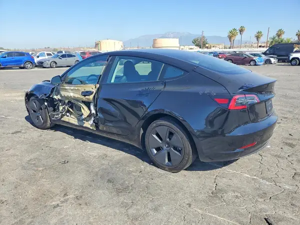 5YJ3E1EAXPF546970 2023 TESLA MODEL 3 - Image 2