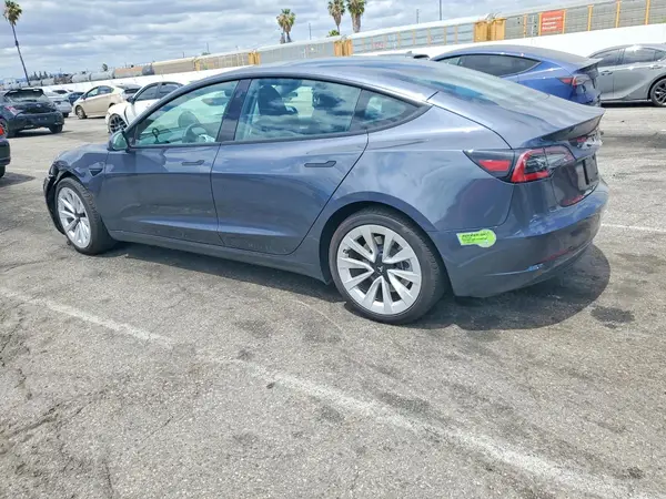 5YJ3E1EAXPF547990 2023 TESLA MODEL 3 - Image 2