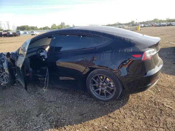 5YJ3E1EAXPF549495 2023 TESLA MODEL 3 - Image 2