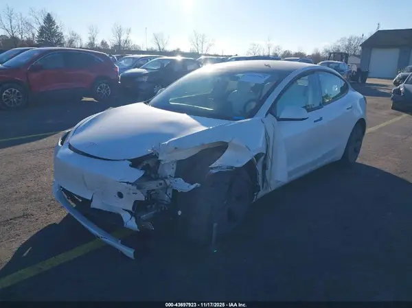5YJ3E1EAXPF551344 2023 TESLA MODEL 3 - Image 2