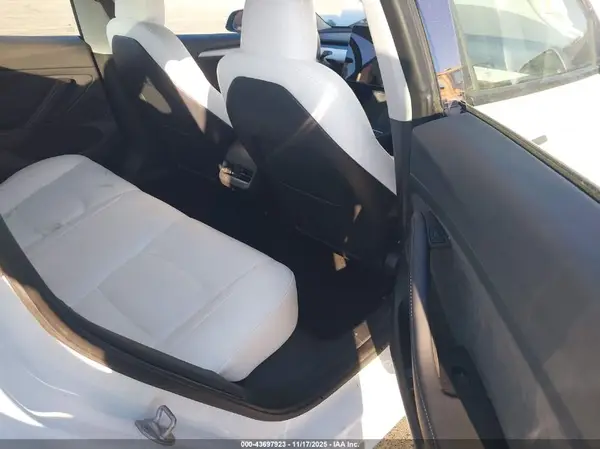 5YJ3E1EAXPF551344 2023 TESLA MODEL 3 - Image 8