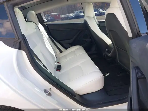 5YJ3E1EAXPF551442 2023 TESLA MODEL 3 - Image 8