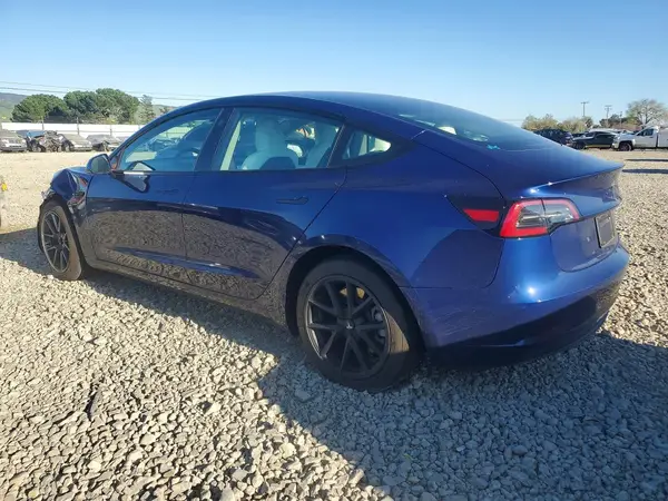 5YJ3E1EAXPF551845 2023 TESLA MODEL 3 - Image 2
