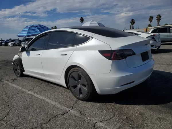 5YJ3E1EAXPF552056 2023 TESLA MODEL 3 - Image 2