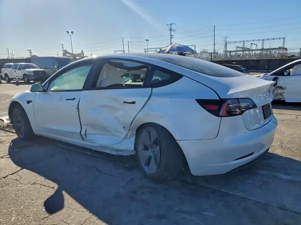 5YJ3E1EAXPF552218 2023 TESLA MODEL 3 - Image 2