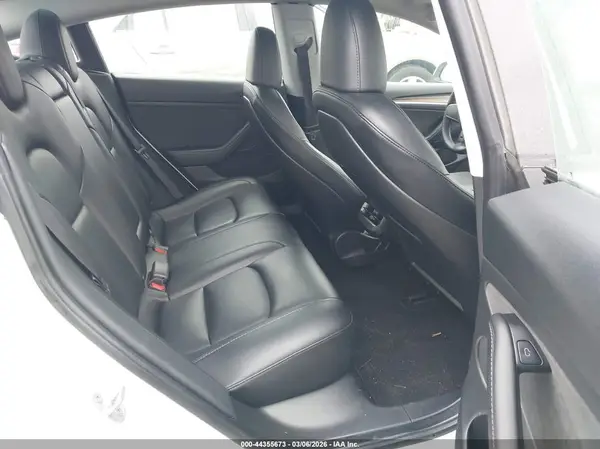 5YJ3E1EAXPF560805 2023 TESLA MODEL 3 - Image 8