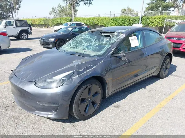 5YJ3E1EAXPF570735 2023 TESLA MODEL 3 - Image 2