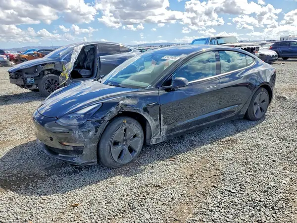 5YJ3E1EAXPF570931 2023 TESLA MODEL 3 - Image 1