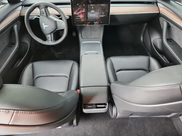 5YJ3E1EAXPF571559 2023 TESLA MODEL 3 - Image 8