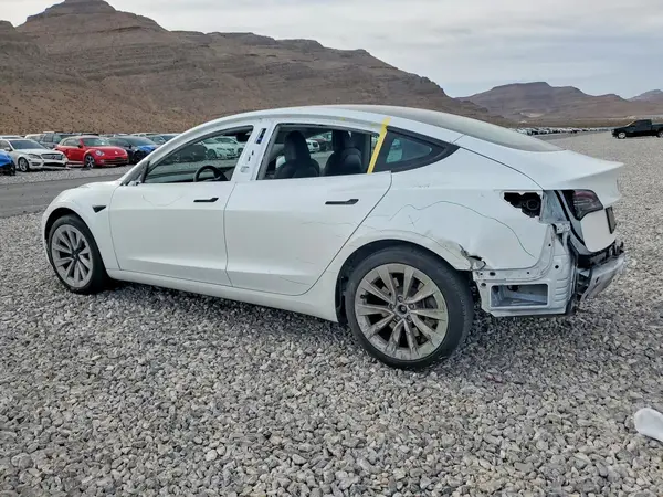 5YJ3E1EAXPF573862 2023 TESLA MODEL 3 - Image 2