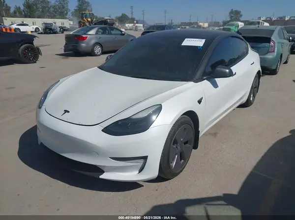 5YJ3E1EAXPF574137 2023 TESLA MODEL 3 - Image 2