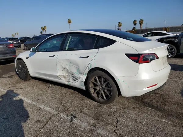 5YJ3E1EAXPF576048 2023 TESLA MODEL 3 - Image 2