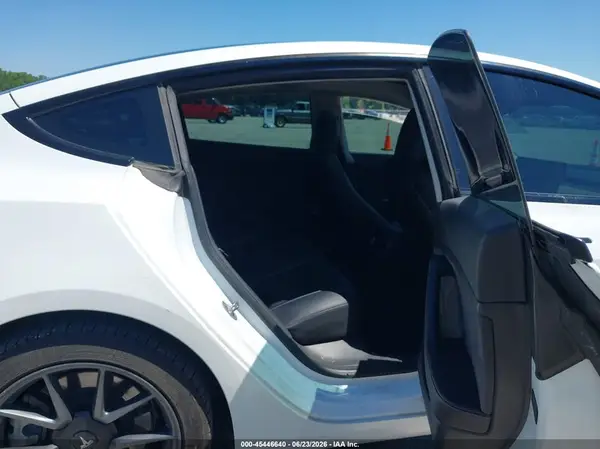 5YJ3E1EAXPF576552 2023 TESLA MODEL 3 - Image 8