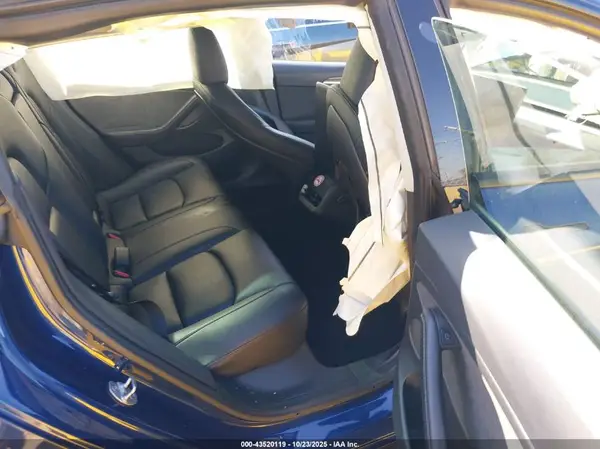 5YJ3E1EAXPF581654 2023 TESLA MODEL 3 - Image 8