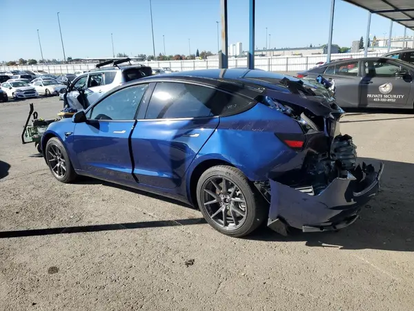 5YJ3E1EAXPF582450 2023 TESLA MODEL 3 - Image 2