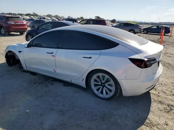 5YJ3E1EAXPF583324 2023 TESLA MODEL 3 - Image 2