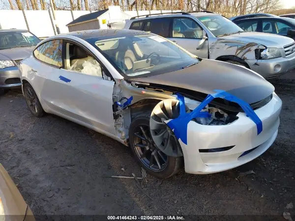 5YJ3E1EAXPF584537 2023 TESLA MODEL 3 - Image 1