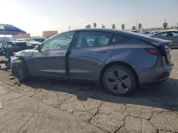 5YJ3E1EAXPF586806 2023 TESLA MODEL 3 - Image 2
