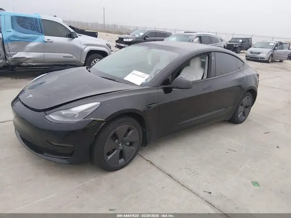 5YJ3E1EAXPF588166 2023 TESLA MODEL 3 - Image 2