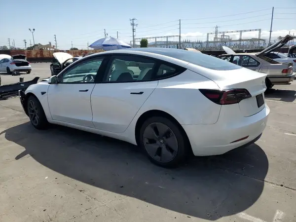 5YJ3E1EAXPF589253 2023 TESLA MODEL 3 - Image 2