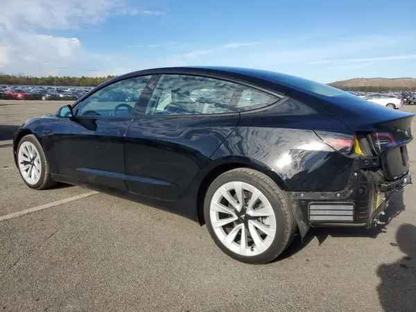 5YJ3E1EAXPF594534 2023 TESLA MODEL 3 - Image 2