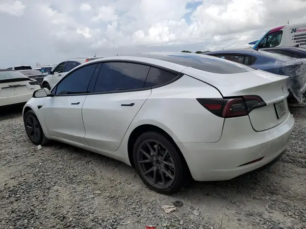 5YJ3E1EAXPF599152 2023 TESLA MODEL 3 - Image 2