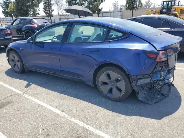 5YJ3E1EAXPF599412 2023 TESLA MODEL 3 - Image 2