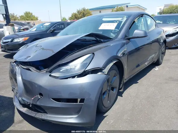 5YJ3E1EAXPF602972 2023 TESLA MODEL 3 - Image 2