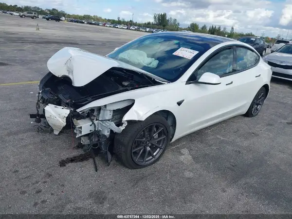 5YJ3E1EAXPF606066 2023 TESLA MODEL 3 - Image 2