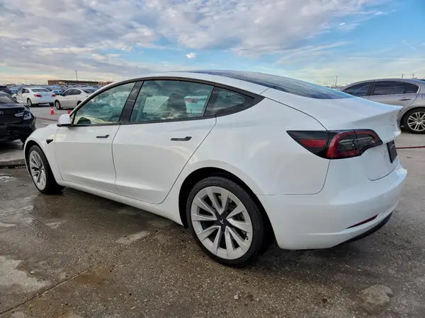 5YJ3E1EAXPF610246 2023 TESLA MODEL 3 - Image 2