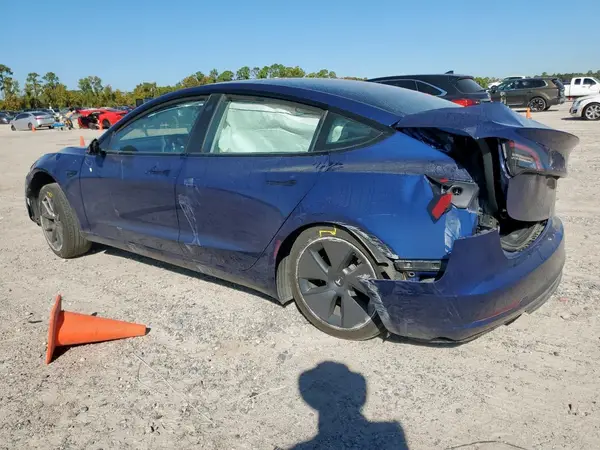 5YJ3E1EAXPF610392 2023 TESLA MODEL 3 - Image 2