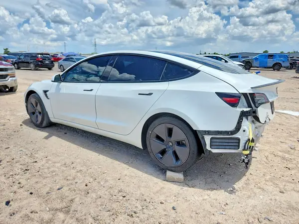 5YJ3E1EAXPF611767 2023 TESLA MODEL 3 - Image 2
