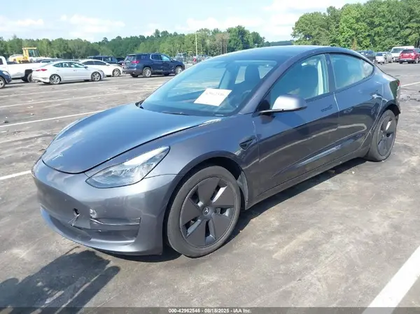 5YJ3E1EAXPF613101 2023 TESLA MODEL 3 - Image 2