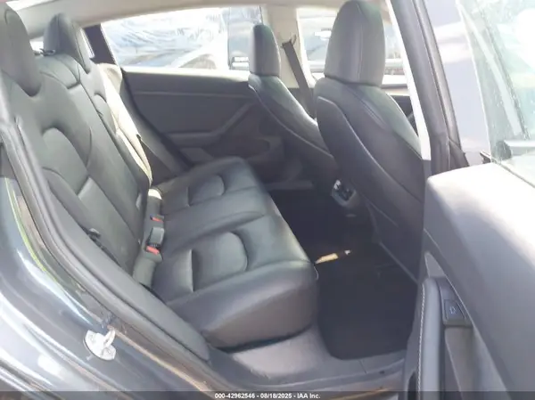 5YJ3E1EAXPF613101 2023 TESLA MODEL 3 - Image 8