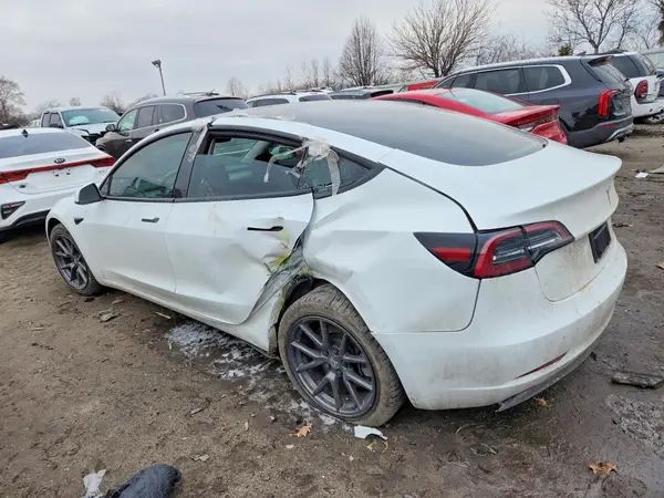 5YJ3E1EAXPF623353 2023 TESLA MODEL 3 - Image 2