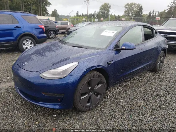 5YJ3E1EAXPF623949 2023 TESLA MODEL 3 - Image 2