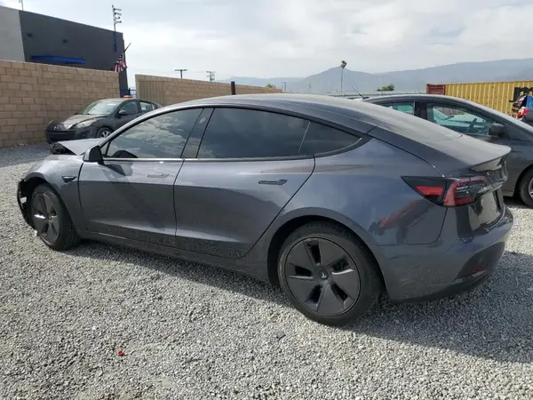 5YJ3E1EAXPF626964 2023 TESLA MODEL 3 - Image 2