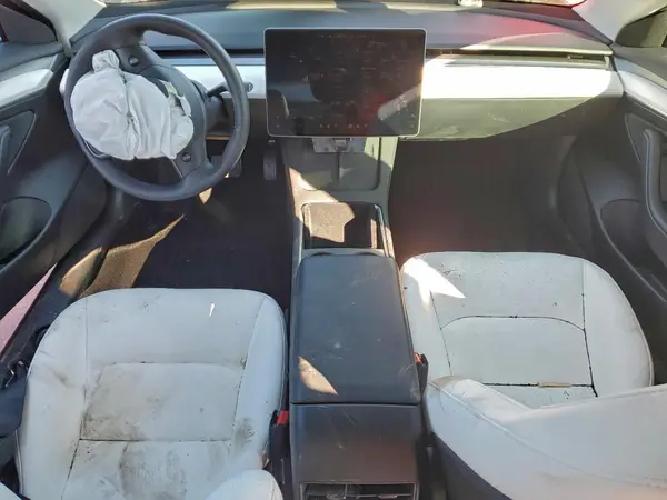 5YJ3E1EAXPF639228 2023 TESLA MODEL 3 - Image 8