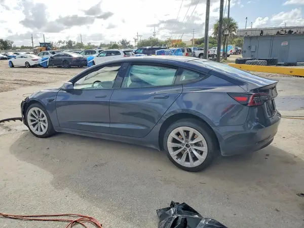 5YJ3E1EAXPF639309 2023 TESLA MODEL 3 - Image 2