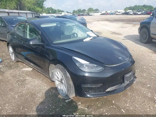 5YJ3E1EAXPF639326 2023 TESLA MODEL 3 - Image 1
