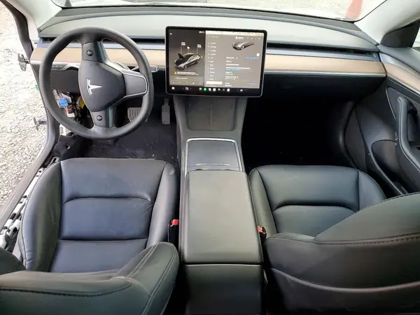 5YJ3E1EAXPF644378 2023 TESLA MODEL 3 - Image 8