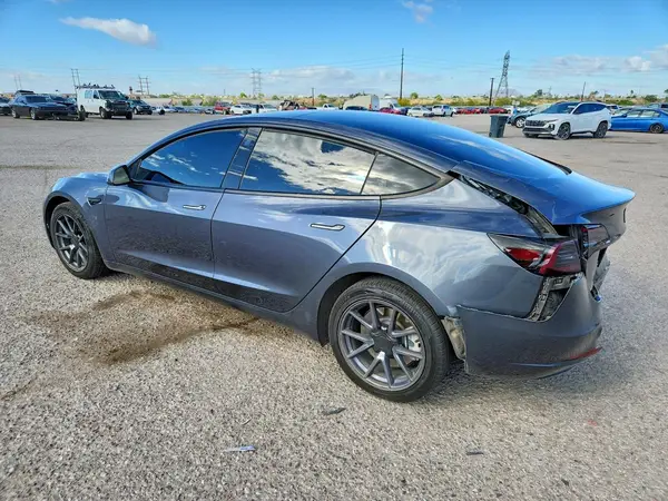 5YJ3E1EAXPF644770 2023 TESLA MODEL 3 - Image 2